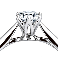 講究的技術精工細琢每一處的GINZA DIAMOND SHIRAISHI的婚禮戒指「Saint glare」