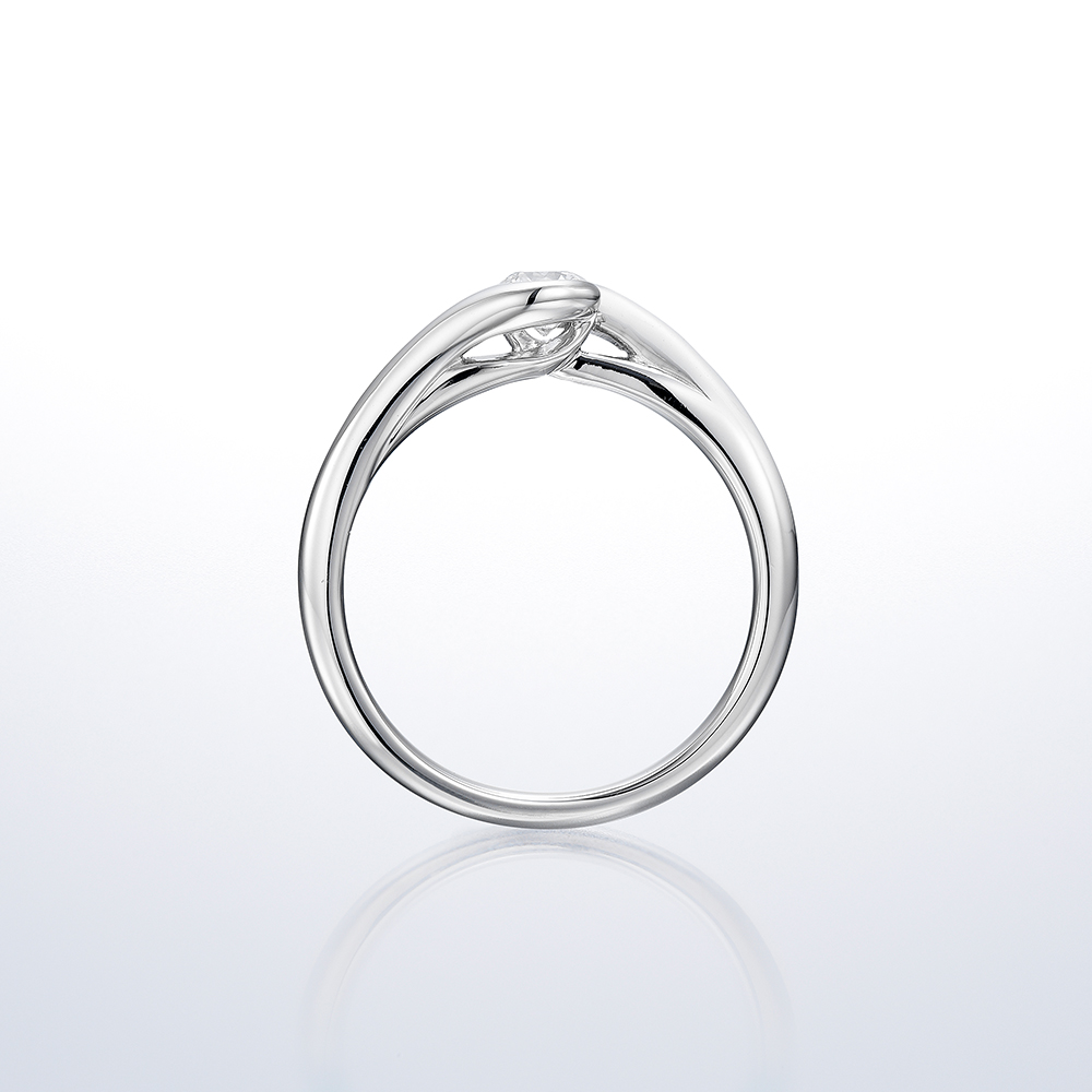 無爪鑲的求婚鑽石戒指設計