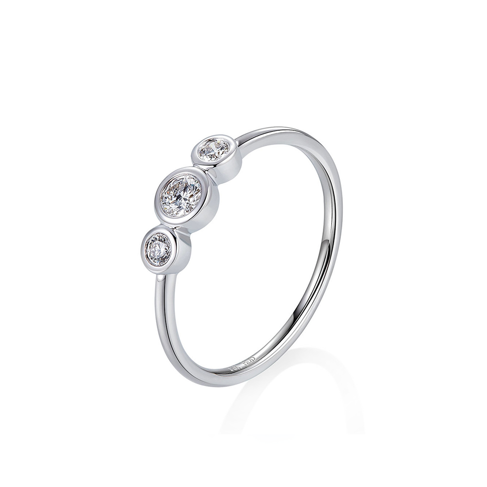 包鑲式的求婚鑽石戒指設計