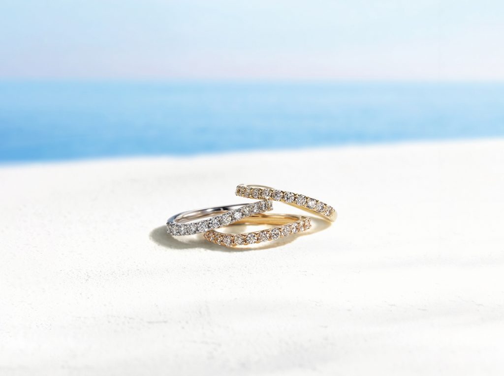 戒指的材質和製作方法也是求婚鑽戒挑選的要點之一。