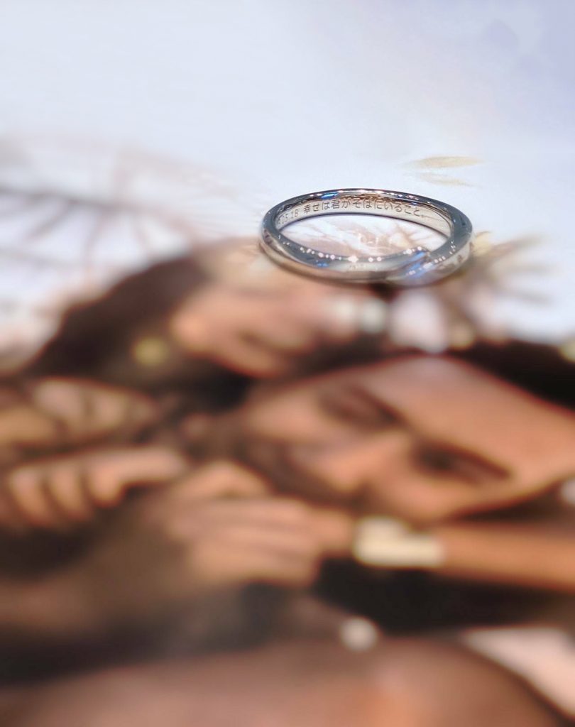 許多夫妻在結婚對戒的內側，刻印了只有倆人才知道的Message。