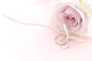 建議在婚禮前提早準備購買結婚戒指