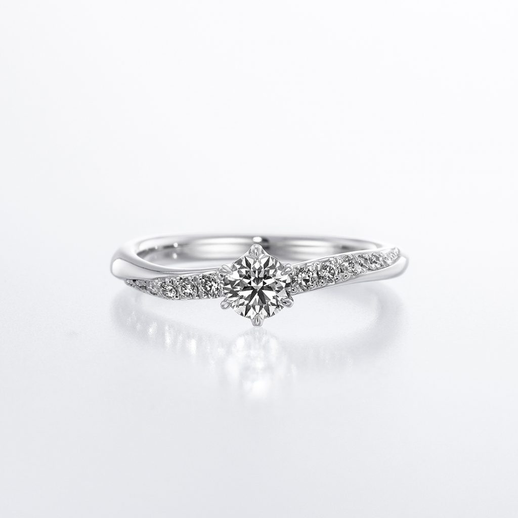 求婚鑽石戒指款式：Starry