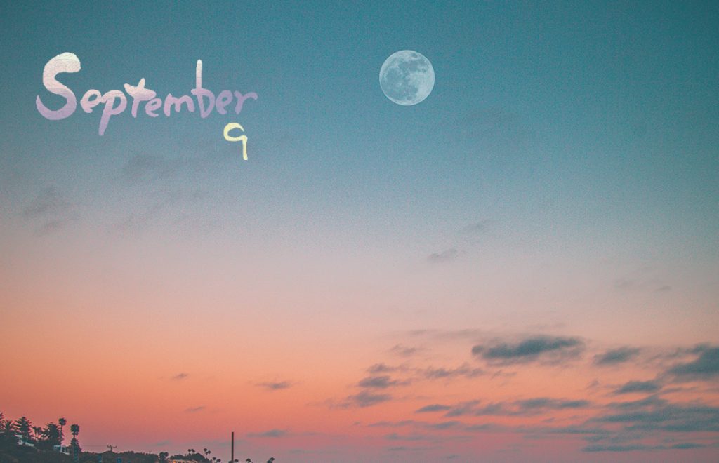 九月是欣賞「中秋明月」的時期，仰望著一年中最大最亮的月亮，月夜下的求婚也是頗為浪漫。