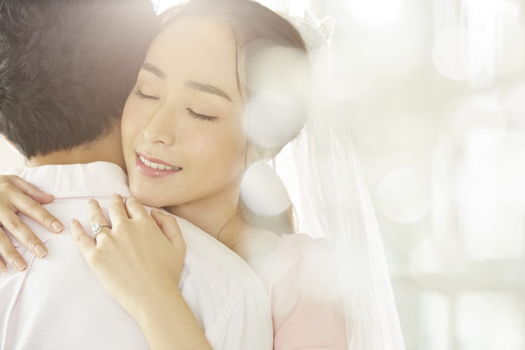 依據調查結果，從交往到結婚的平均時間約為3.3年。