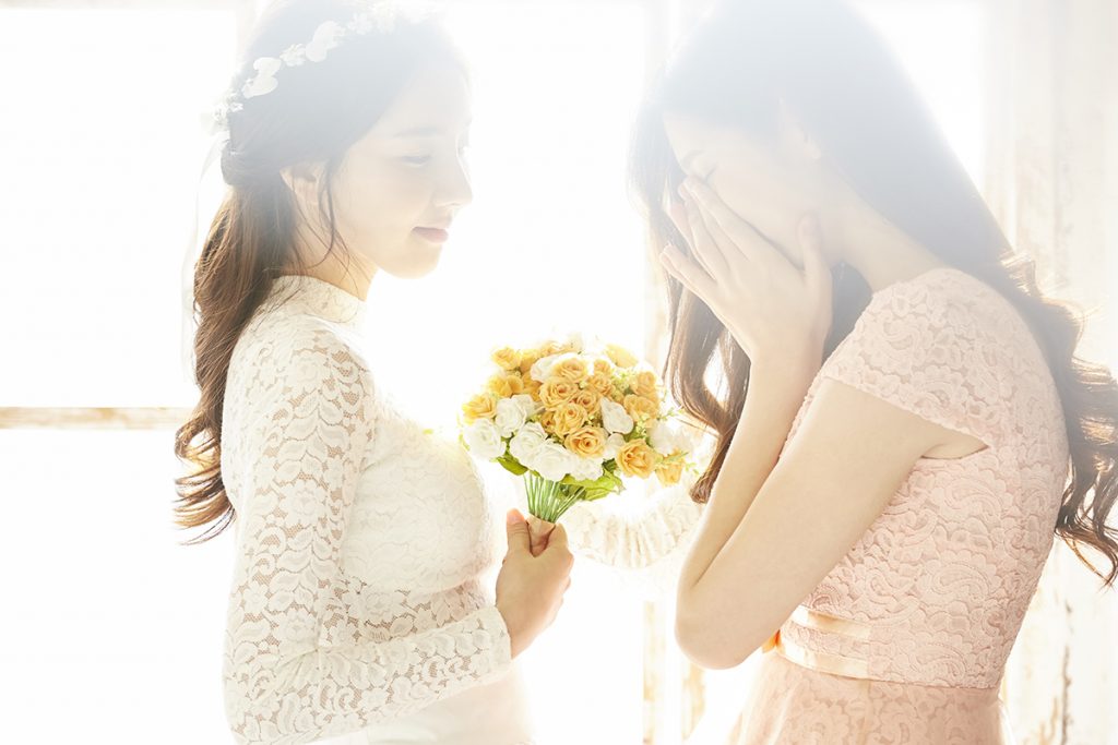 親密好友結婚也是結婚契機。