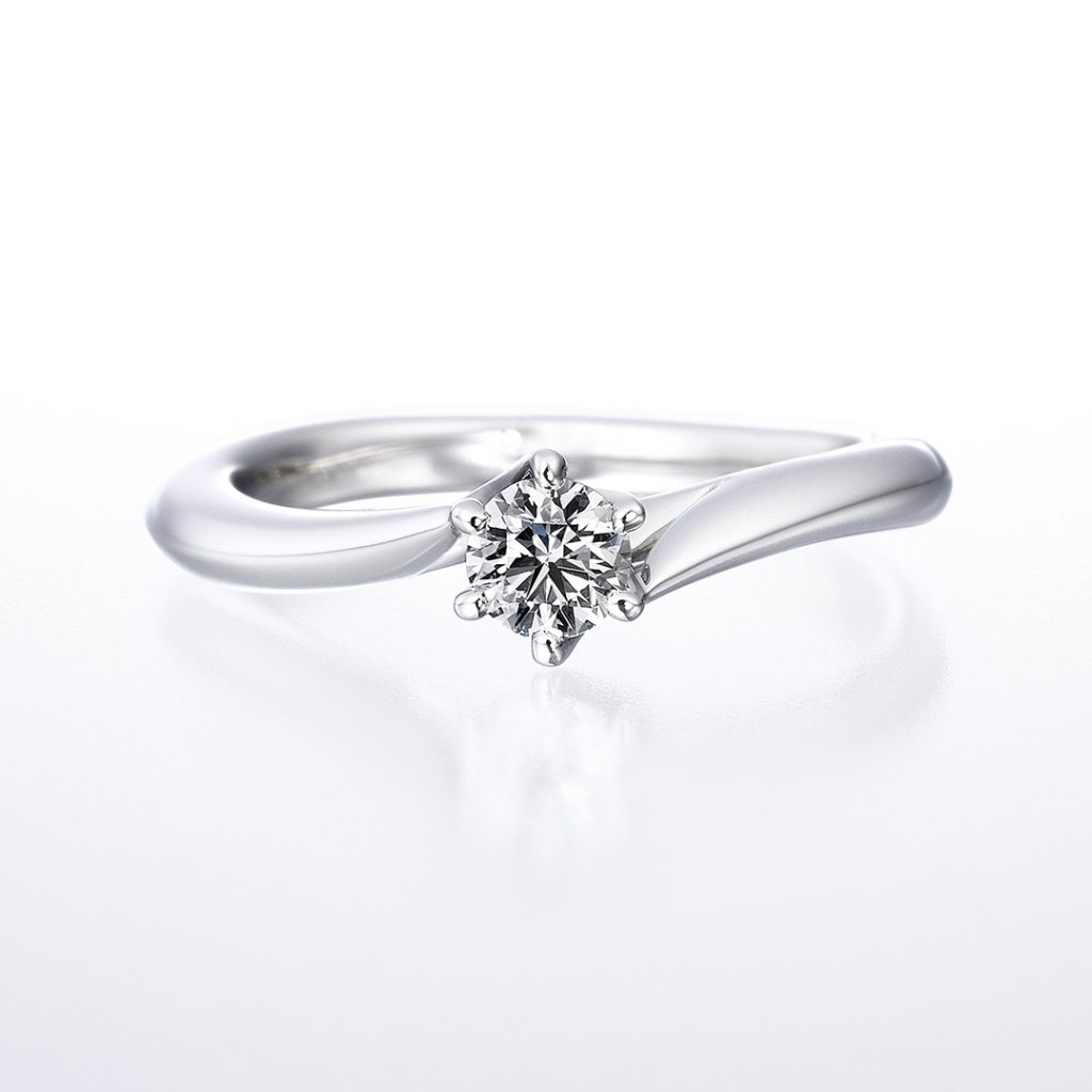 六爪鑲求婚鑽石戒指：Aqua Nina
