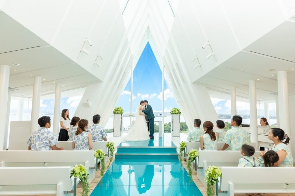 可於看得到海景的會場舉辦婚禮
