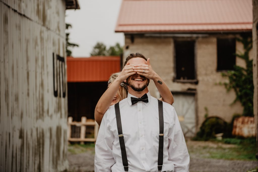 若另一半對結婚抱有積極印象的話,被逆求婚時可能會無比開心。