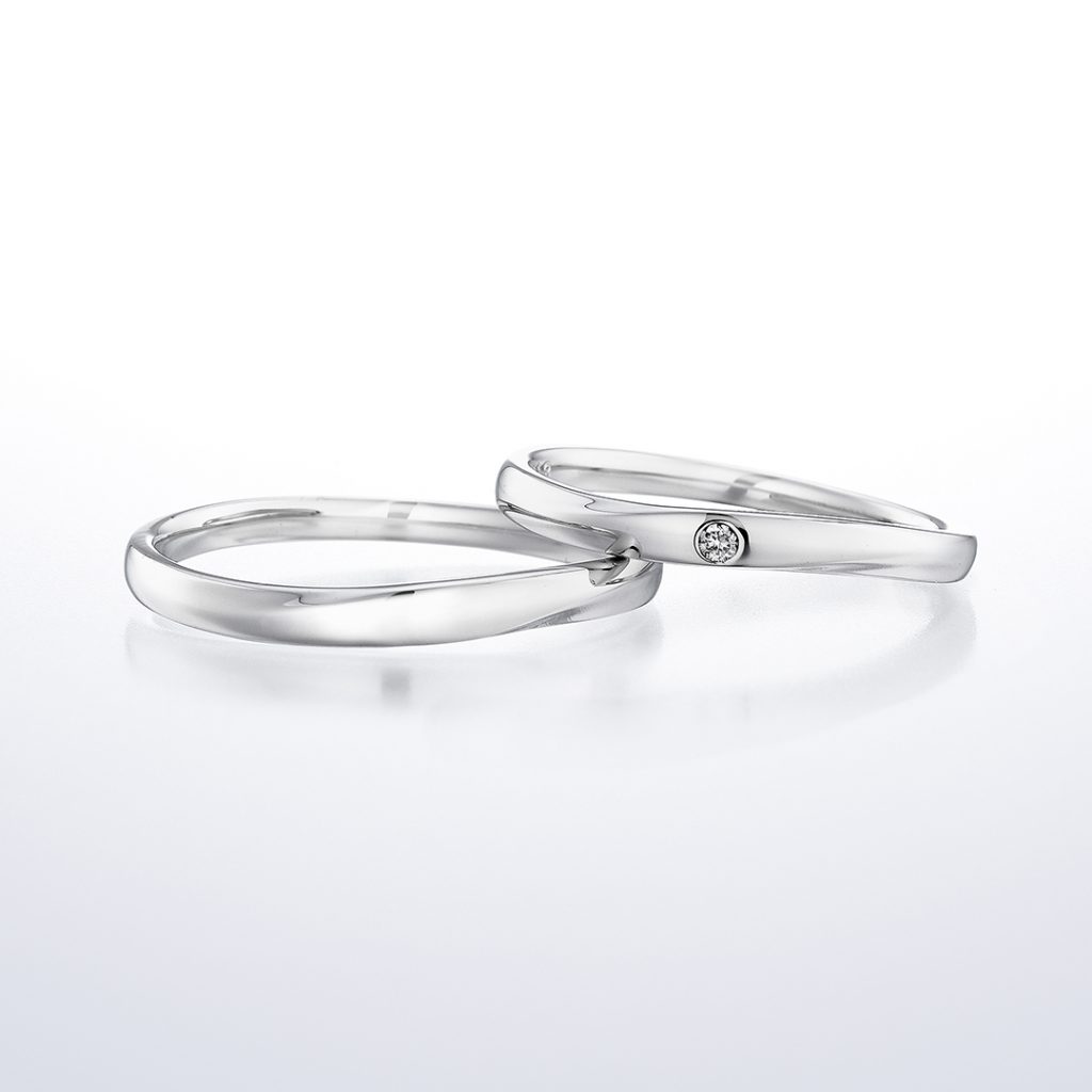 皿鑲結婚戒指：Amulet 6